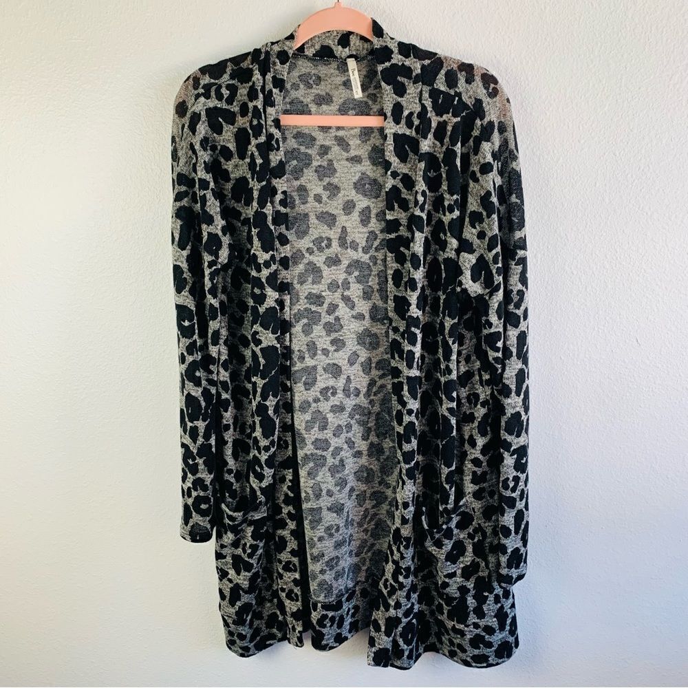 Beeson River Gray Animal Print‎ Open Cardigan